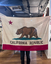  ca. 1960s California State Bear Flag (4x6ft!)